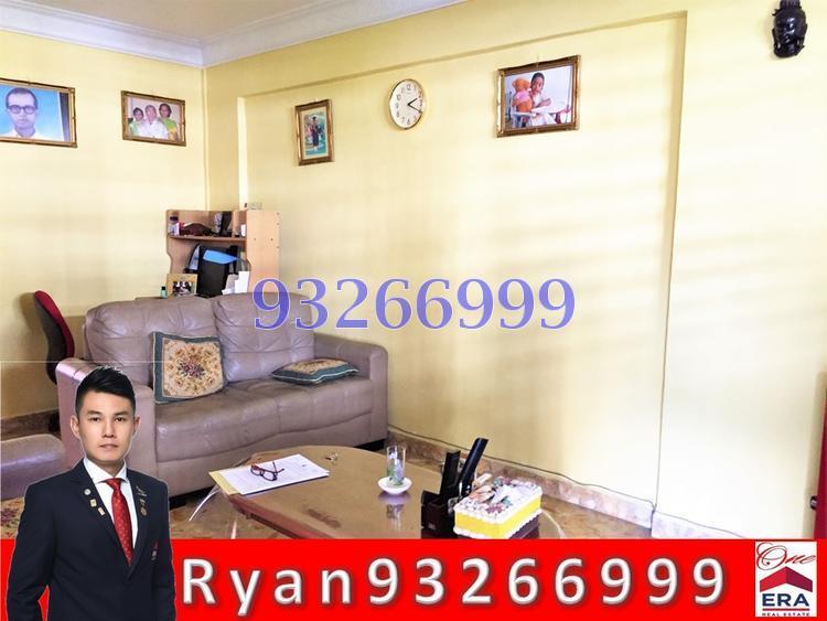 Blk 304 Jurong East Street 32 (Jurong East), HDB 3 Rooms #114063882